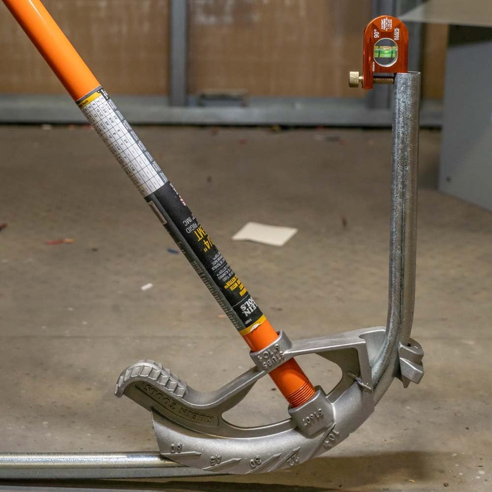 Achieve Perfect 90-Degree Bends with the Klein Tools 935AB1V No-Dog Conduit Bending Level – Precision, Durability, and Ease of Use!